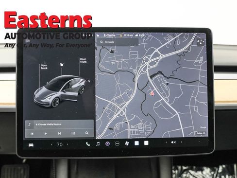 Used 2021 Tesla Model 3 Standard Range Plus image 12