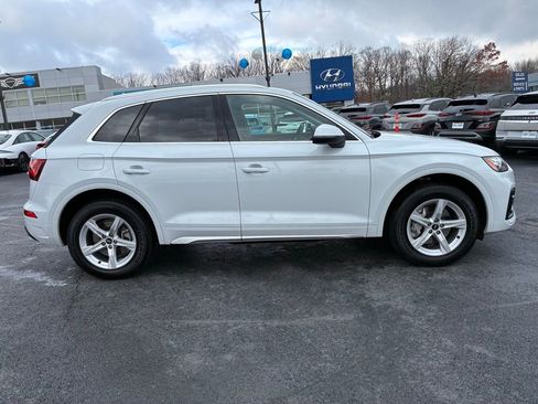 Used 2023 Audi Q5 2.0T Premium w/ Convenience Package image 8