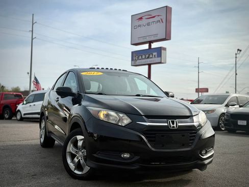 Used 2017 Honda HR-V EX image 1
