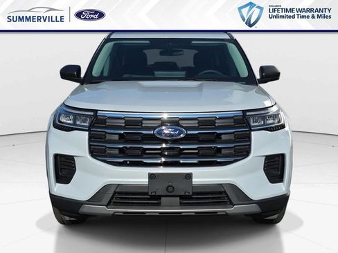 New 2026 Ford Explorer Active RWD image 10