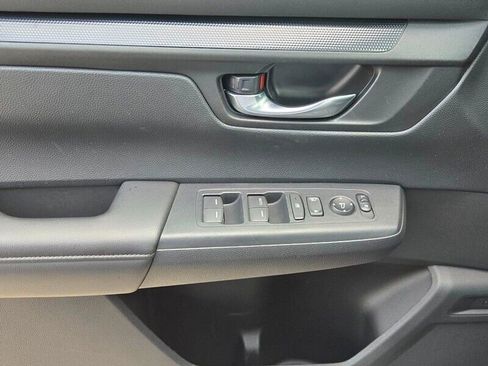 Used 2025 Honda CR-V LX image 24