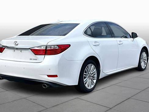 Used 2010 Buick Enclave CXL image 13