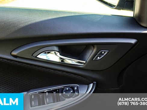 Used 2025 Chevrolet Malibu LT FWD image 37