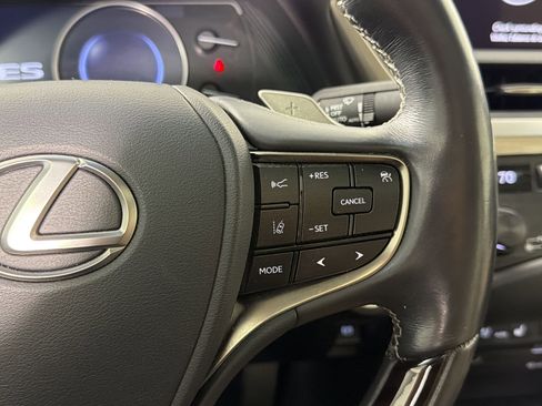 Used 2020 Lexus ES 350 w/ Premium Package FWD image 23