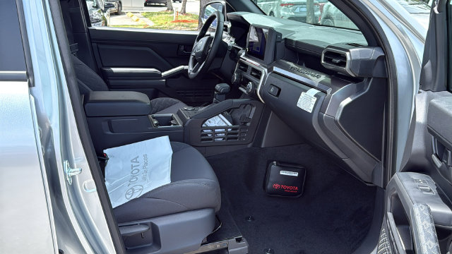 Used 2026 Toyota Tacoma SR5 RWD image 11