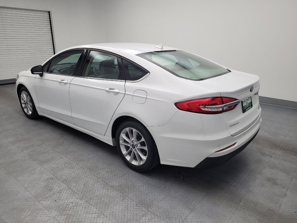 Used 2020 Ford Fusion SE FWD image 3