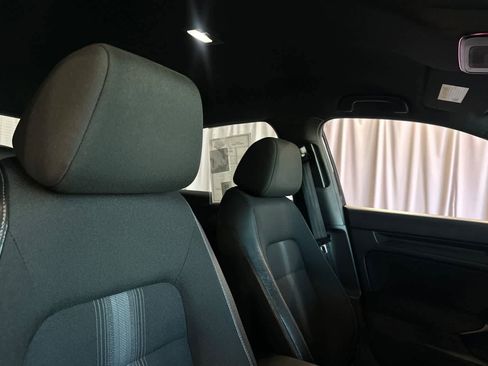 Used 2025 Honda Civic Sport image 18