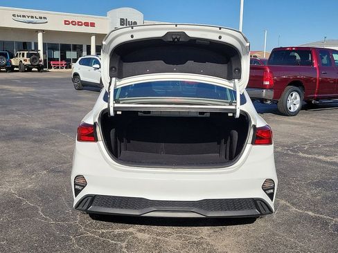 Used 2024 Kia Forte LXS image 8