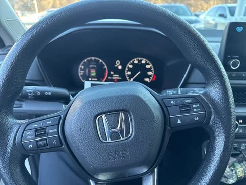 Used 2023 Honda CR-V EX image 19