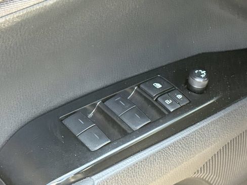 Used 2025 Toyota Camry LE FWD image 18