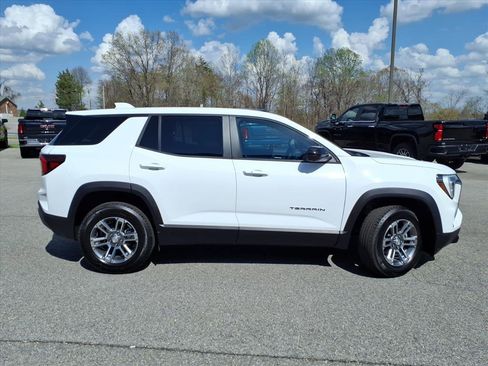 New 2026 GMC Terrain Elevation w/ Technology Package II image 3