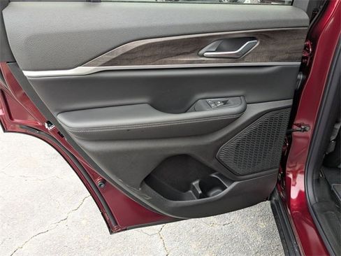 New 2026 Jeep Grand Cherokee Laredo image 28