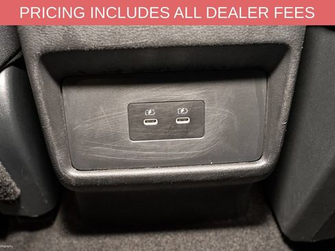 Used 2025 Nissan Rogue SV AWD/4WD image 8