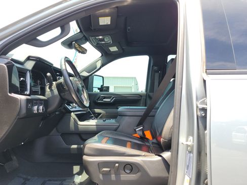 Used 2024 GMC Sierra 2500 AT4 w/ AT4 Premium Plus Package AWD/4WD image 20