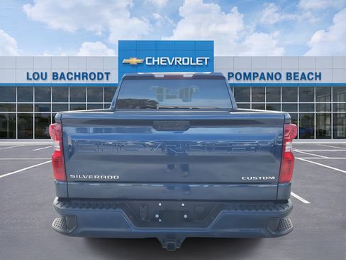 Used 2022 Chevrolet Silverado 1500 Custom image 4