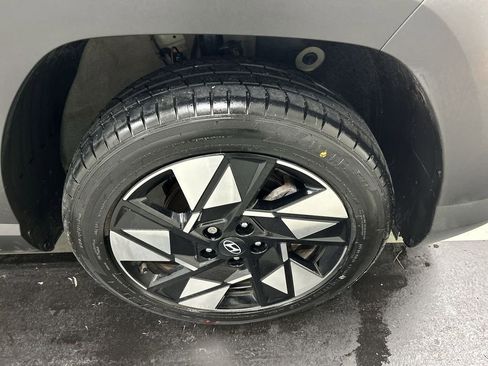 Used 2024 Hyundai Kona SEL AWD/4WD image 8