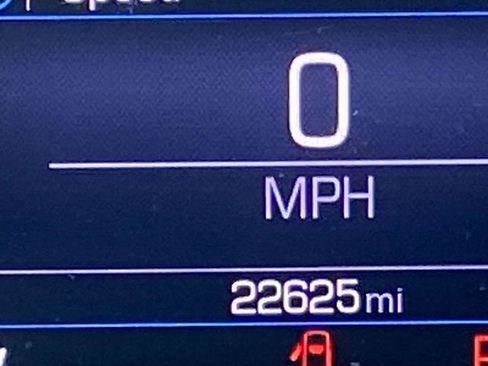 Used 2023 Chevrolet Equinox LS w/ LS Convenience Package image 24