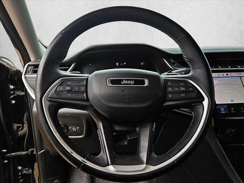 Used 2022 Jeep Grand Cherokee L Limited image 8