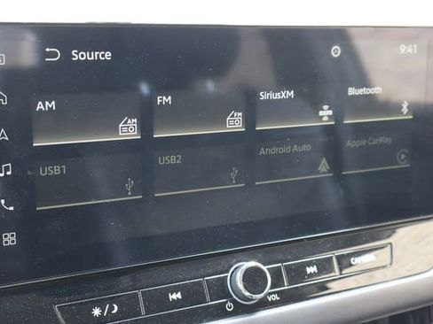 Used 2025 Mitsubishi Outlander AWD image 9