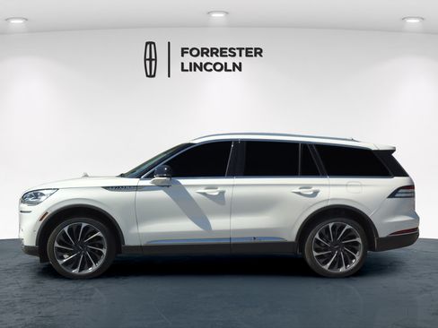 Used 2020 Lincoln Aviator Reserve w/ Equipment Group 202A AWD/4WD image 6