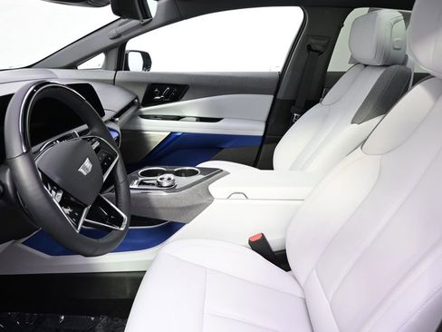 Certified 2025 Cadillac Optiq Sport 1 AWD/4WD image 13