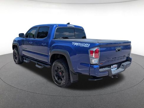 Used 2023 Toyota Tacoma TRD Off-Road w/ TRD Premium Off Road Package AWD/4WD image 4