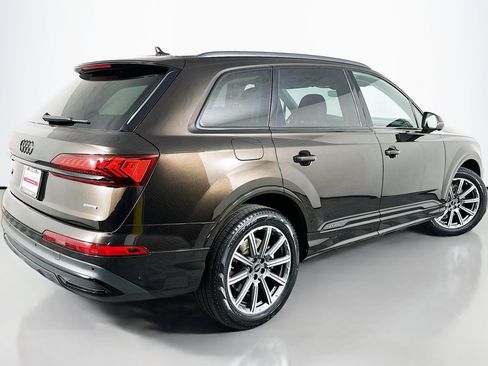 Used 2023 Audi Q7 2.0T Premium Plus w/ Premium Plus Package image 14