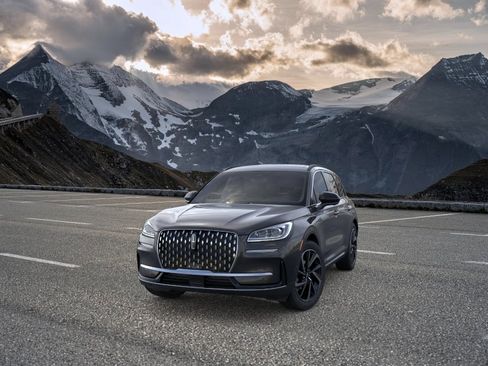 New 2026 Lincoln Corsair Reserve AWD/4WD image 2