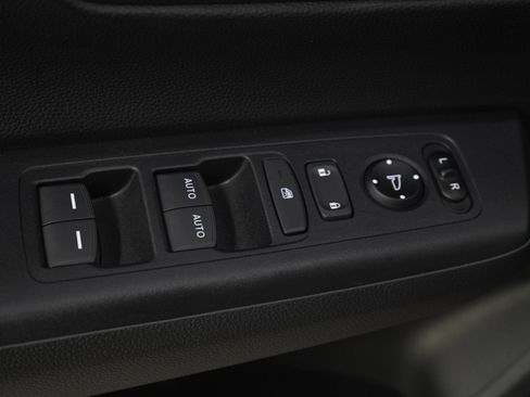 Used 2025 Honda CR-V EX image 20