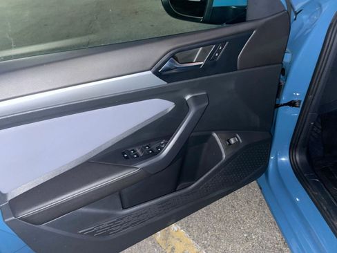 Used 2025 Volkswagen Jetta SE image 20