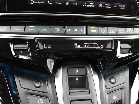 New 2026 Honda Odyssey Touring image 47