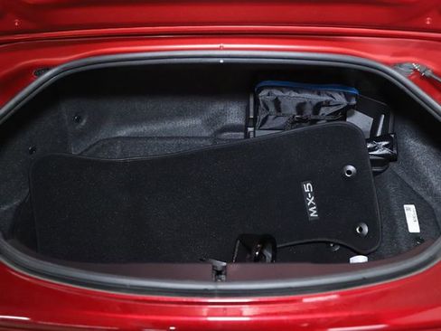 Used 2021 MAZDA MX-5 Miata RF Grand Touring image 31