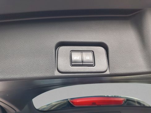 Certified 2024 Nissan Rogue SL w/ SL Premium Package FWD image 12