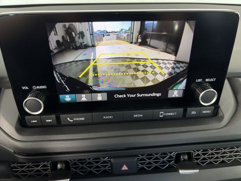 Used 2024 Honda Accord EX image 18