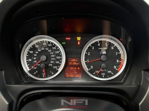 Used 2010 BMW M3 Convertible RWD image 35