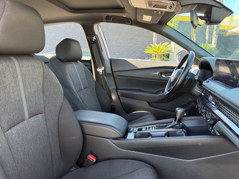 Used 2024 Honda Accord Sport image 19