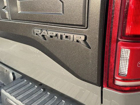 Used 2018 Ford F150 Raptor w/ Equipment Group 802A Luxury AWD/4WD image 51