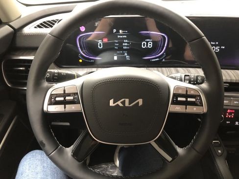 New 2025 Kia Telluride EX w/ EX Captain's Chair Package image 25
