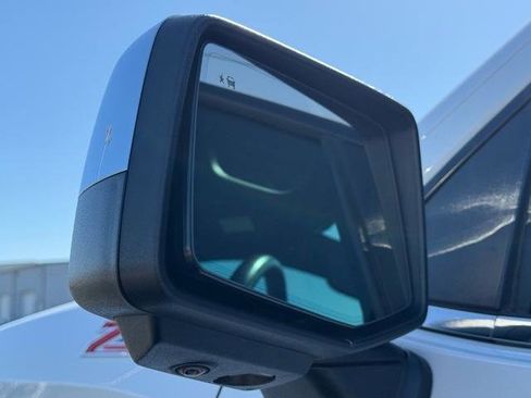 Used 2022 Chevrolet Silverado 1500 LTZ image 19