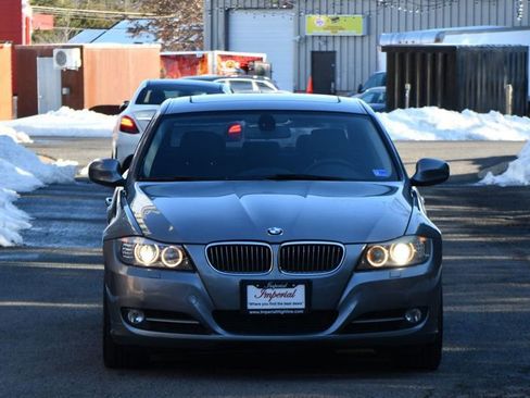 Used 2011 BMW 335i xDrive Sedan image 2