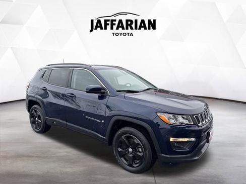Used 2021 Jeep Compass Latitude w/ Convenience Group image 2