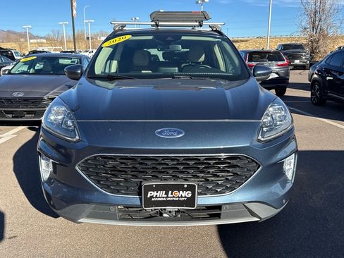 Used 2020 Ford Escape Titanium image 5