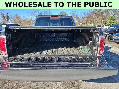 Used 2016 RAM 1500 Laramie w/ Convenience Group image 7