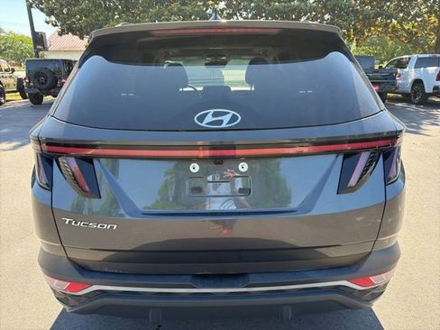 Used 2024 Hyundai Tucson SEL w/ Convenience Package FWD image 4