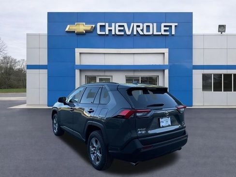 Used 2025 Toyota RAV4 XLE AWD/4WD image 5
