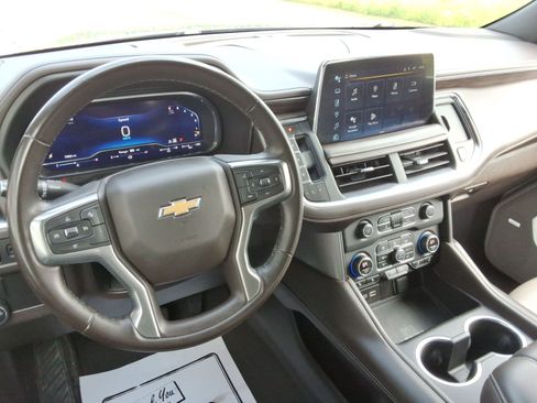 Used 2023 Chevrolet Tahoe LT AWD/4WD image 12