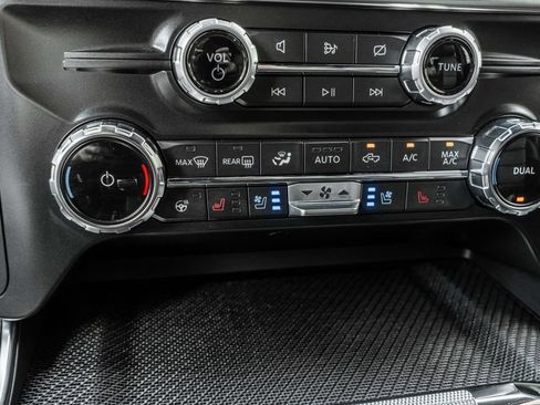 Used 2022 Ford F150 Raptor w/ Raptor 37 Performance Package AWD/4WD image 24