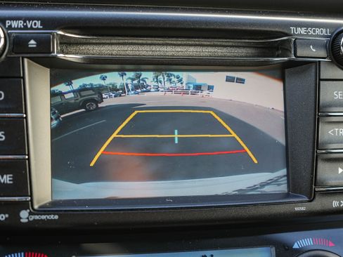 Used 2016 Toyota RAV4 SE image 24