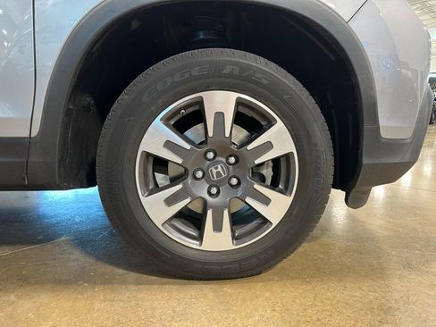 Used 2019 Honda Ridgeline RTL-T image 9