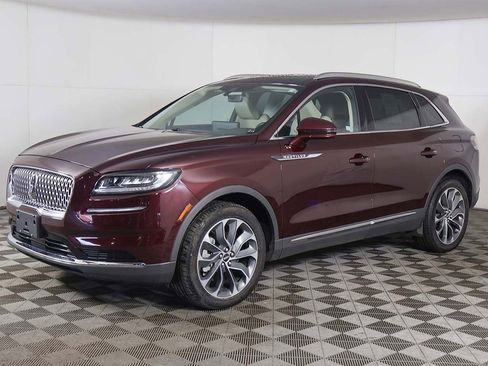 Used 2022 Lincoln Nautilus Reserve w/ Luxury Package image 10